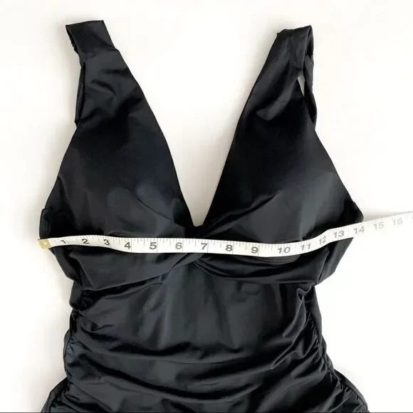 LA BLANCA Island Goddess One Piece Swimsuit! - Picture 3 of 6